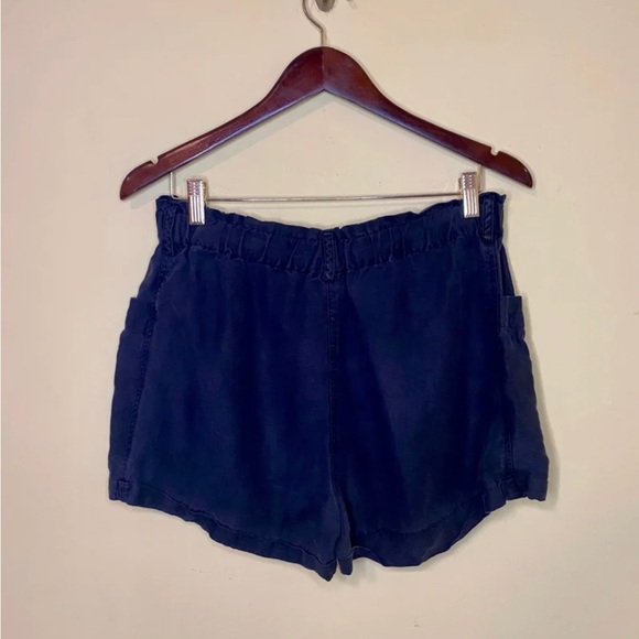 Aritzia Wilfred Linen Black Shorts Pull On Elastic Waist High Rise - Picture 3 of 5